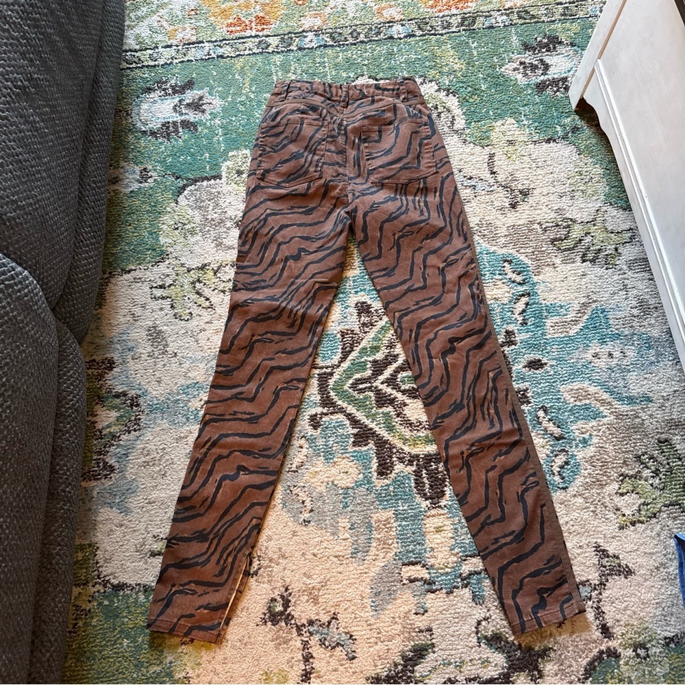 WeWoreWhat Tiger Print Piped Stiletto Jeans – Size 28 - Picture 8 of 9